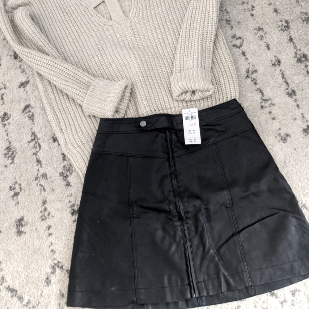 Leather skirt